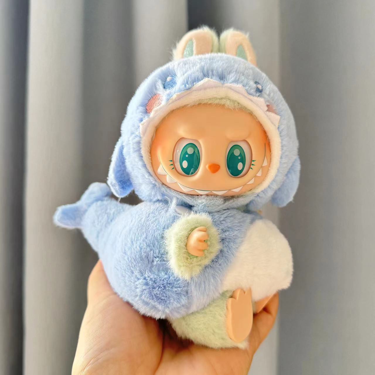 4inch bag charm cute custom clothes outfits - blue shark - LBB002