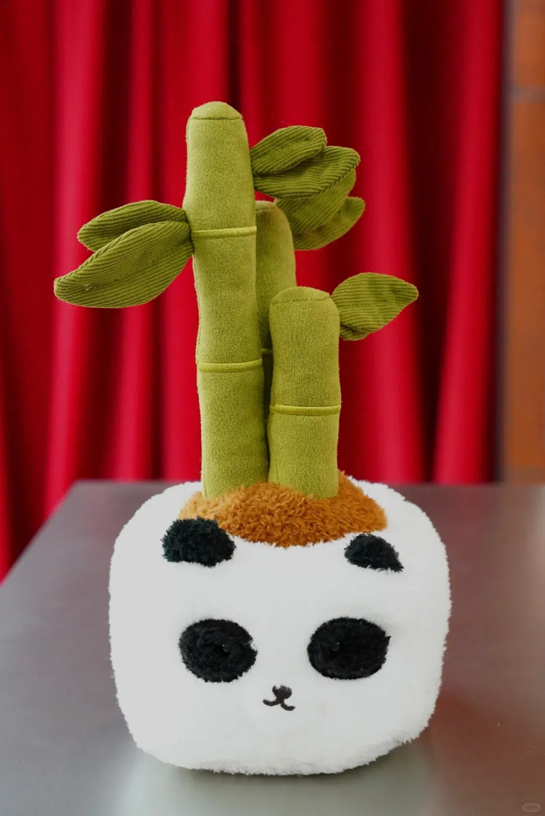 Plushf – Panda-Blumentopf-Übertopf aus Plüsch