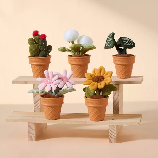 PlushWoods - Mini Plant Charm Keychain - multiple color/style