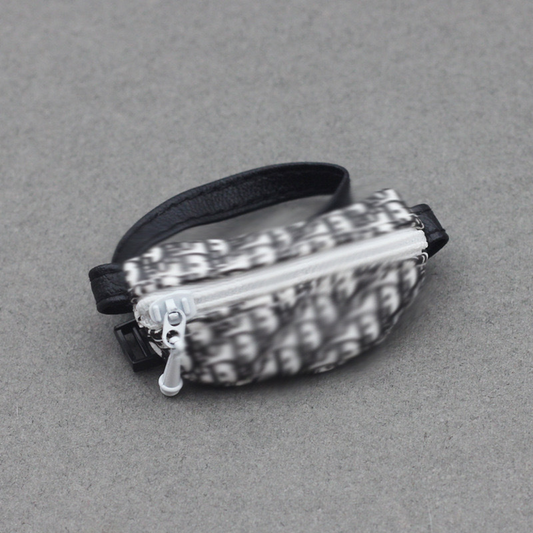 4inch bag charm cute custom bags - D logo belt bag - 0623B94