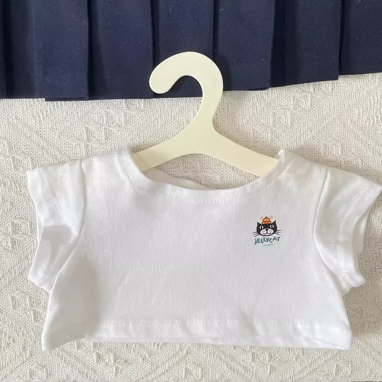 Bartholomew bear clothes outfits - White Cat T-shirts - FX33 (Tiny/Medium/Large/Huge)