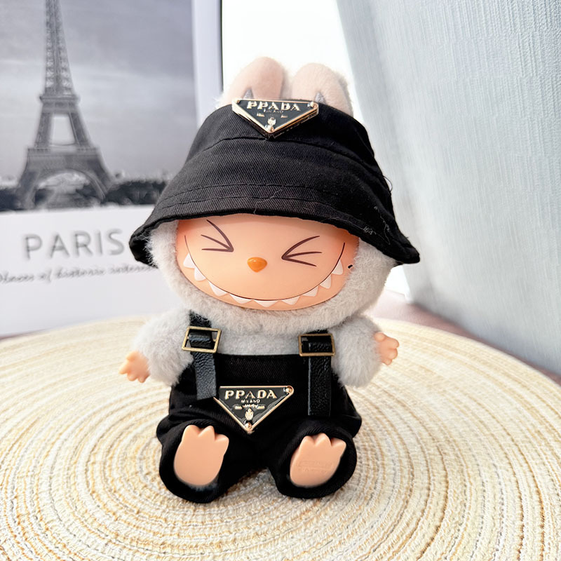 4inch bag charm cute custom clothes outfits - Black overalls golden logo and hat - 0523