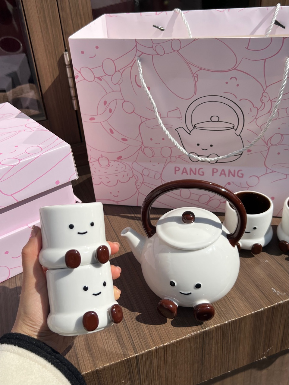 Adorable short leg teapot & 4 teacups 520ml & 100ml - Functional Design