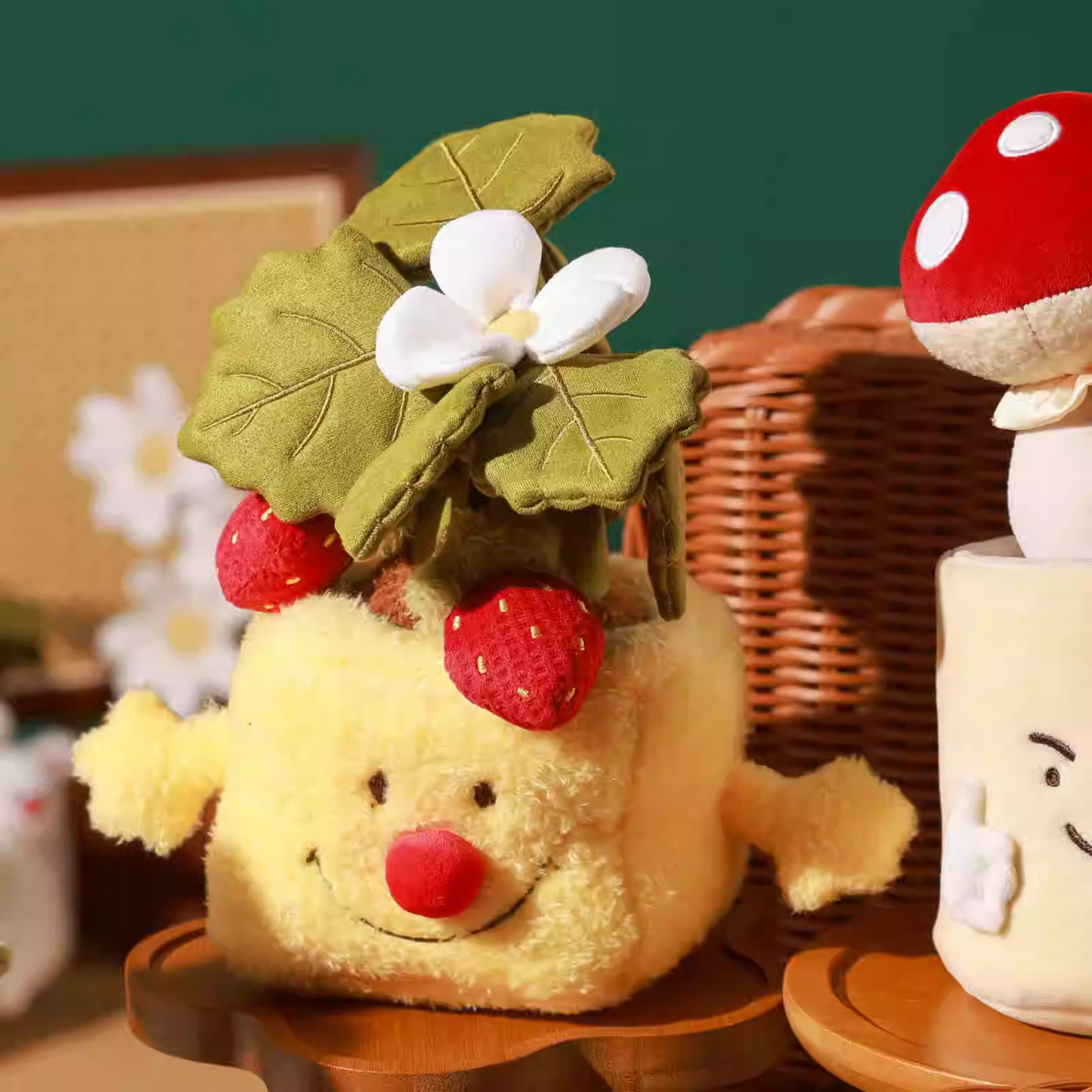 Plushf - Strawberry plant plush