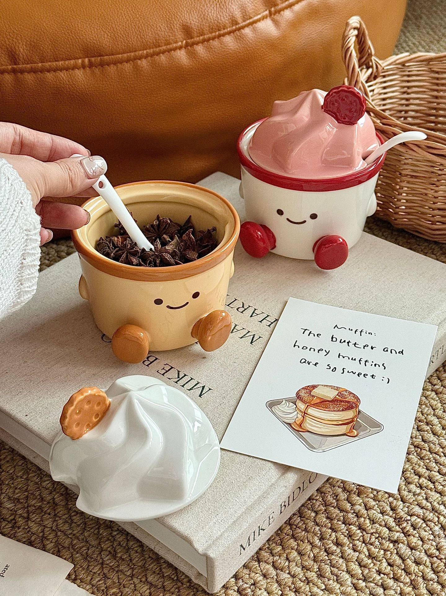 Amuseable Ceramic Salt and Seasoning Jar - Functional Design