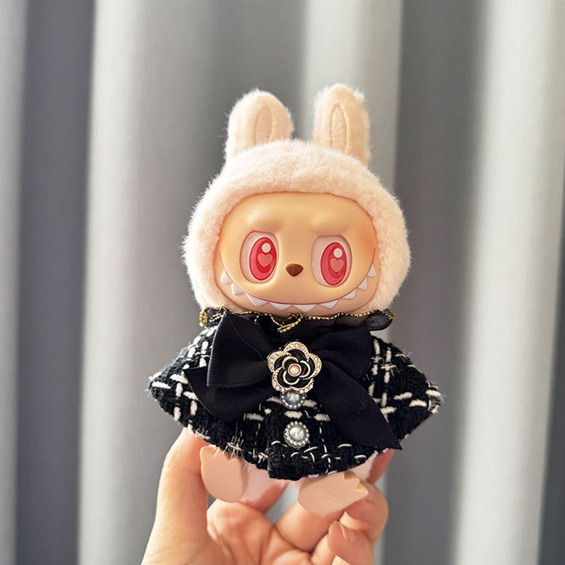 4inch bag charm cute custom clothes outfits - Chanel's style cloak