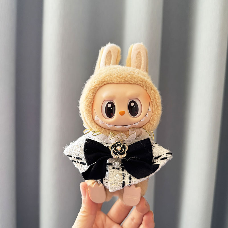 4inch bag charm cute custom clothes outfits - Chanel's style cloak