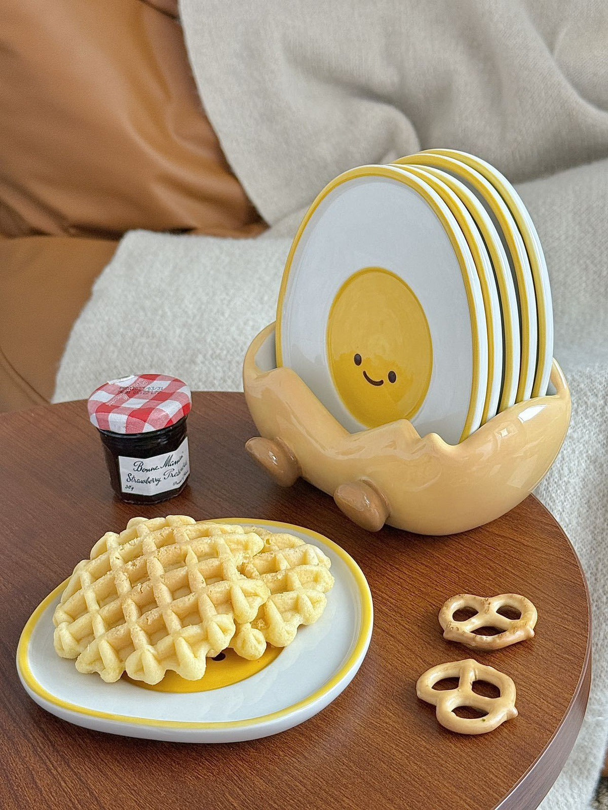 Adorable Ceramic Egg Plate - Breakfast Snack Tray Fun & Functional Design