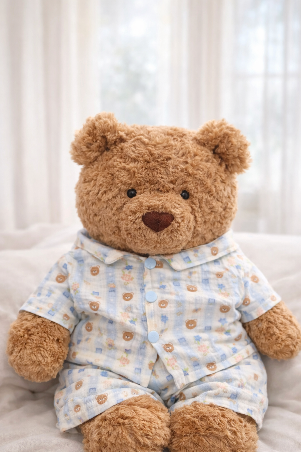 Niedliche Kleidung von Bartholomew Bear – Schlafanzug mit blauen Streifen – TTM02 (klein/mittel/groß/riesig)