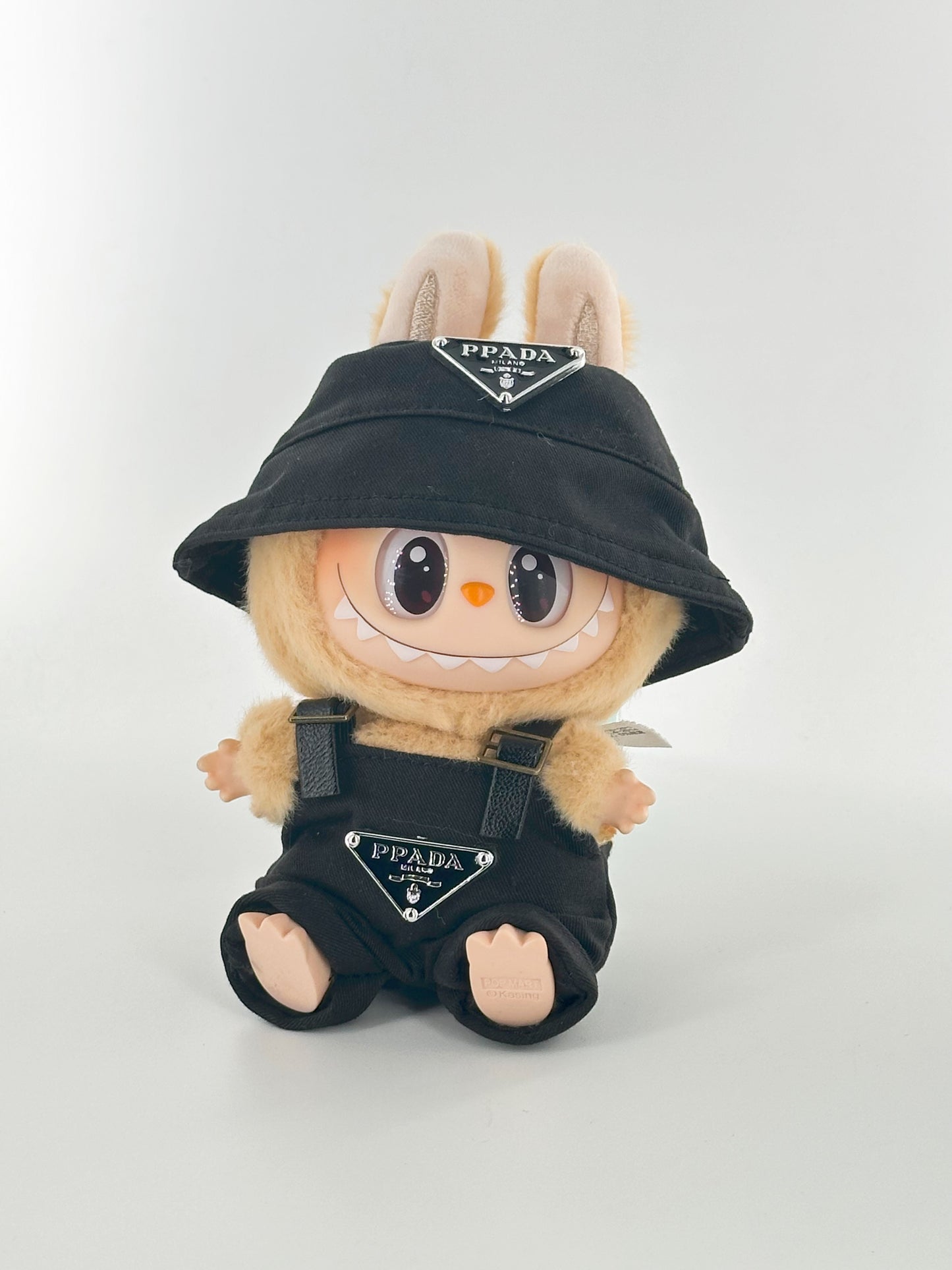 4inch bag charm cute custom clothes outfits - Black overalls silver logo and hat - LBB022