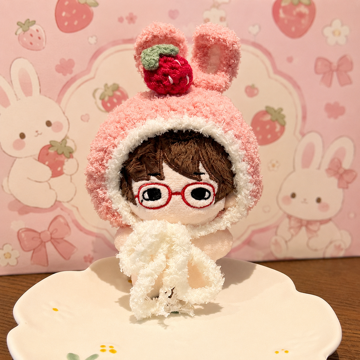 Amusable peanut/Small peanut penguin outfit - Strawberry Bunny Hood